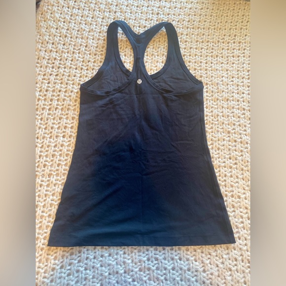 Lululemon razor tank - Picture 2 of 2
